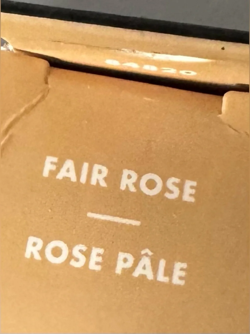 e.l.f. Hydrating Camo Concealer fair rose Light Beige